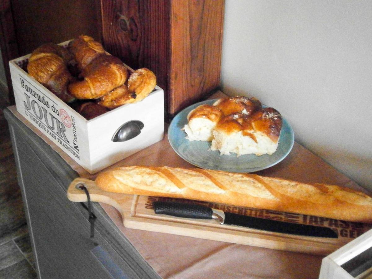 Le Charhido Bed & Breakfast Saint-Fort-sur-Gironde Dış mekan fotoğraf