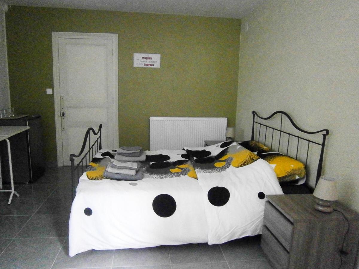Le Charhido Bed & Breakfast Saint-Fort-sur-Gironde Dış mekan fotoğraf