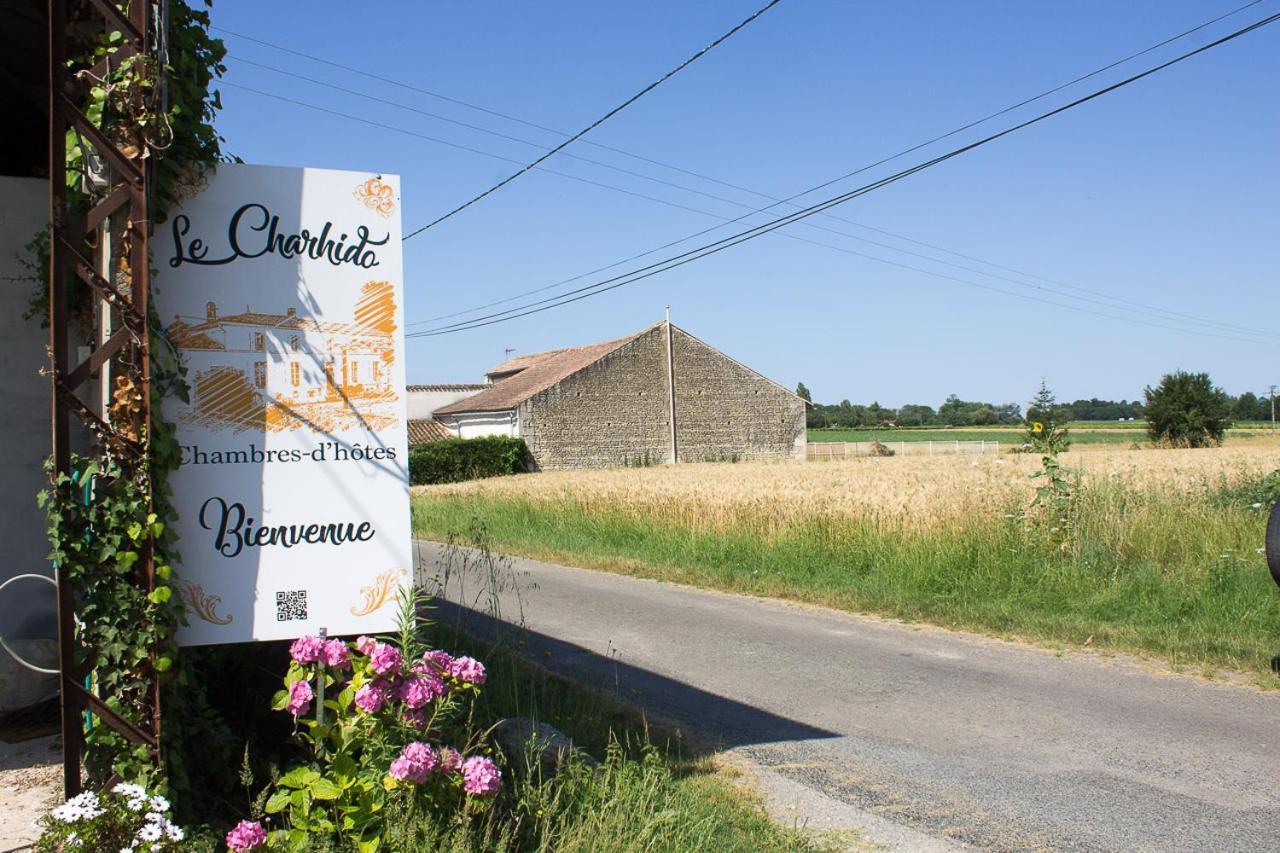 Le Charhido Bed & Breakfast Saint-Fort-sur-Gironde Dış mekan fotoğraf