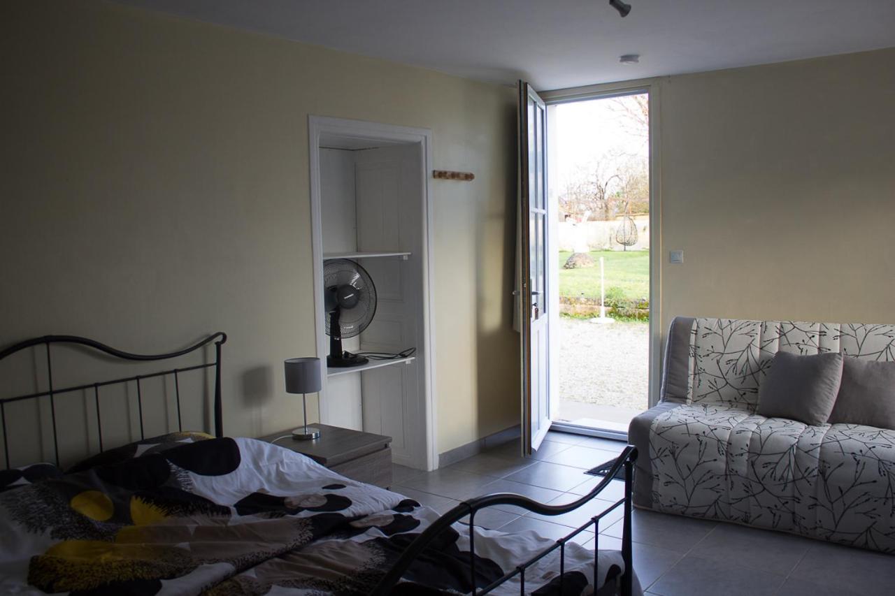 Le Charhido Bed & Breakfast Saint-Fort-sur-Gironde Dış mekan fotoğraf