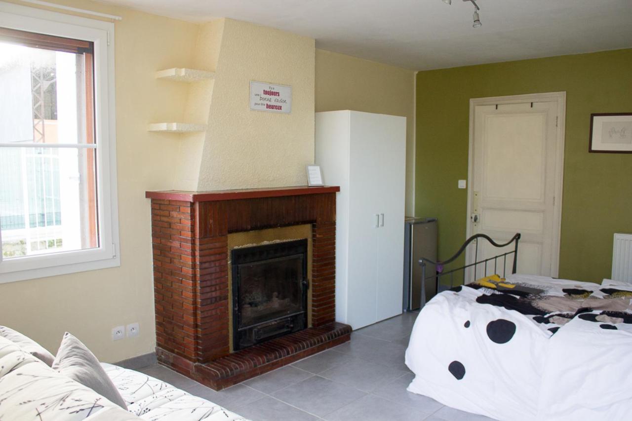 Le Charhido Bed & Breakfast Saint-Fort-sur-Gironde Dış mekan fotoğraf